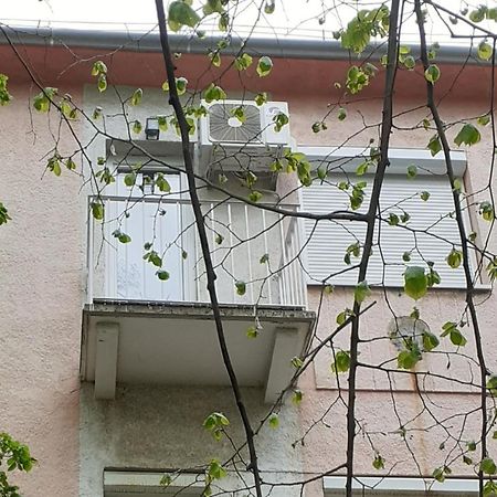 Admiral Apartman Makó Esterno foto