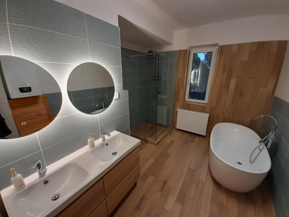 Admiral Apartman Makó Esterno foto